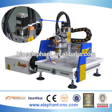 CNC do router de 4 linhas centrais para o Woodworking